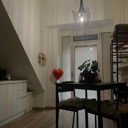 La Casa Degli Innamorati バーリ エクステリア 写真